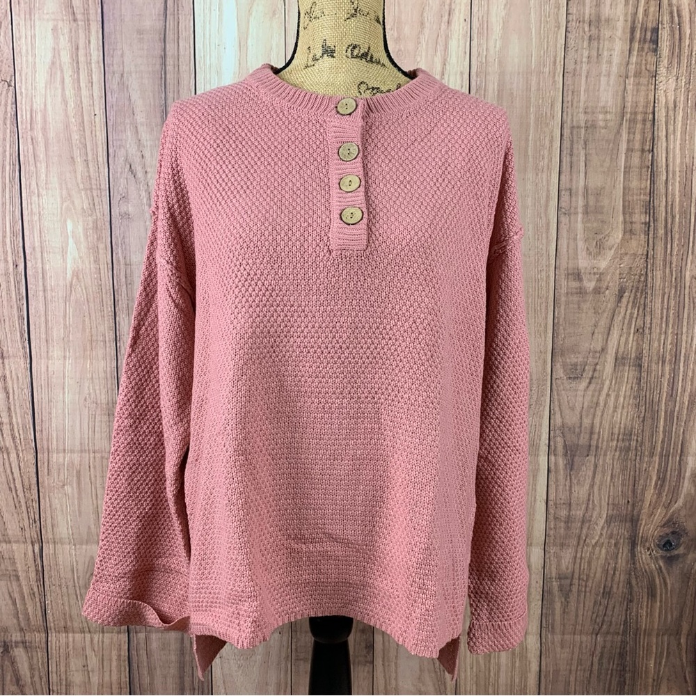 Carpetcom women’s size medium pink knit sweater NWT